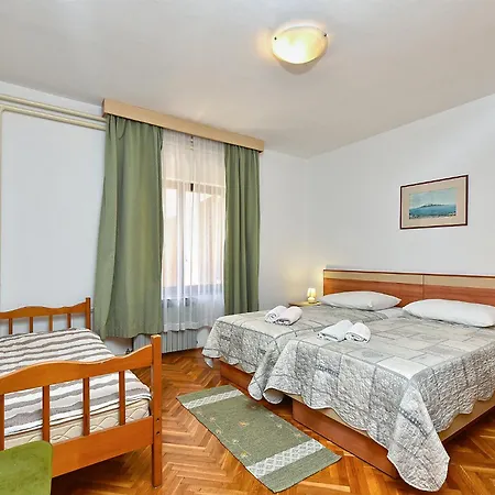 Marija 2394 Apartmán *