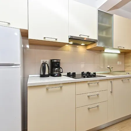 Marija 2394 Apartman Póla