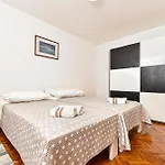Marija 2394 Pula